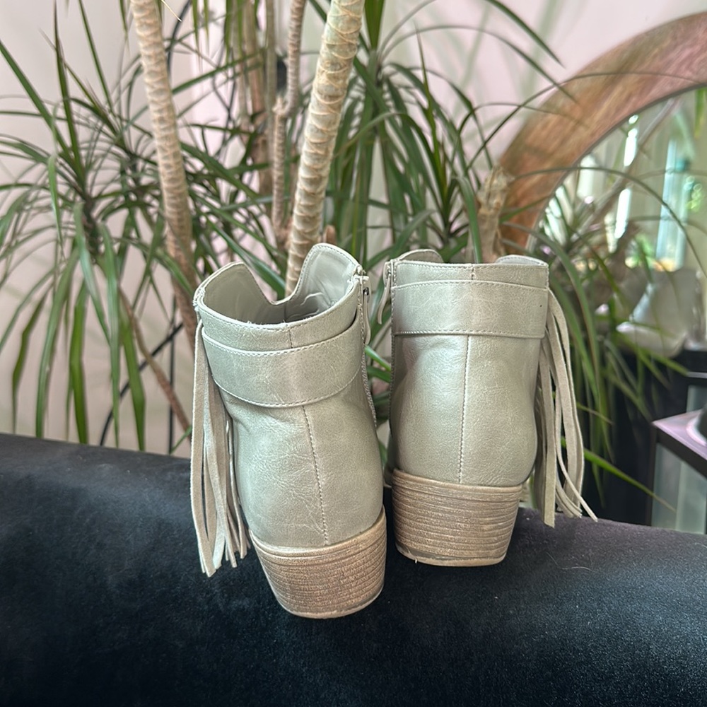 Grey Journey Fringe Booties Size 8 - image 2